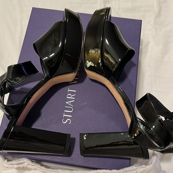 Stuart Weitzman Real Deal Black patent leather NEVER WORN Platform heels. - Picture 6 of 8